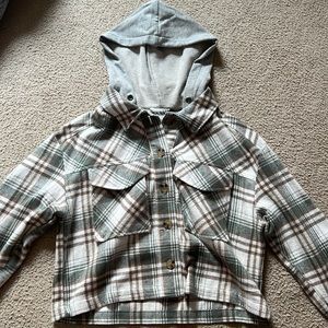 Aeropostale cropped flannel hoodie